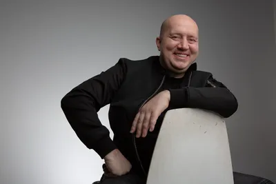 Сергей Бурунов: фото и фон для создания стильного дизайна
