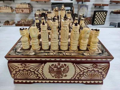 Купить Шахматы ручной работы Русские воины в деревянном ларце по цене 19  990 руб.
