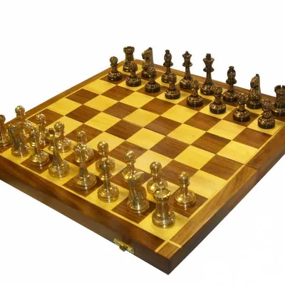 Купить и заказать авторские шахматы ручной работы в интернет-магазине  H-Present.ru с доставкой по Санкт-Петербургу и России!