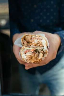 Шаурма от 5,90 BYN в Минске, 🌯 купить недорогую шаурму-гриль, доставка  денера | Папа Донер