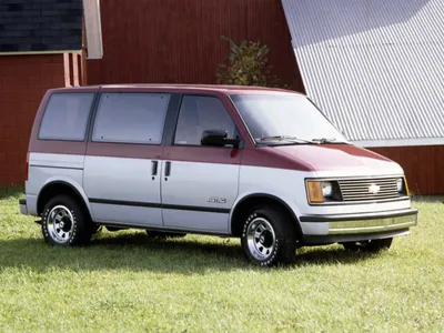 Watch A 1985 Chevrolet Astro Van Slalom In This Retro Review: VIdeo | GM  Authority