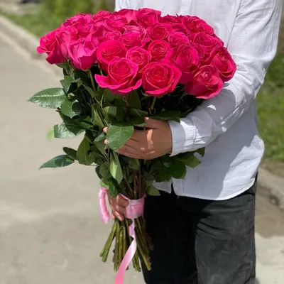 Шикарные розы в коробке \"Сердце\" купить в Краснодаре с доставкой