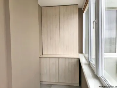 Шкаф для балкона с полками на заказ недорого