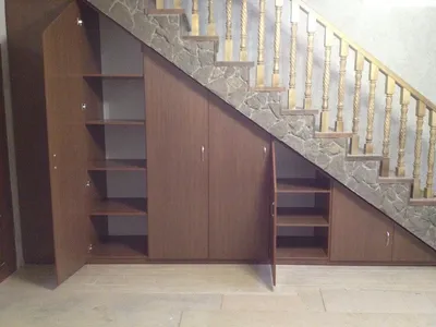 Шкафы под лестницами по индивидуальным проектам от фабрики Клевер. Мы  ближе, чем Италия