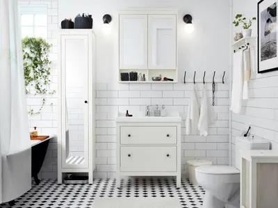 Черный цвет в интерьере - мебель и сантехника для ванной комнаты