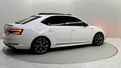 Škoda Superb Hatch SportLine Plus | New 2023 Model | Škoda UK