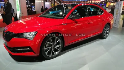 File:2017 Skoda Superb Sportline.jpg - Wikimedia Commons