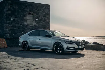 Finally have my first Skoda, a Superb Sportline with 200ps. I replaced my  BMW X1 with this beauty and I could not be happier. Its the most practical  family hauler (2 small