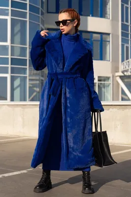 14 способов носить синее пальто, чтобы шагать в ногу со временем