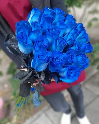 ᐉ Купить синие розы 25 штук в оформлении в Уральске — Интернет-магазин  UralskZakazBuketov