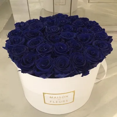 Синие розы, свадебный букет из синих роз, виды синих роз