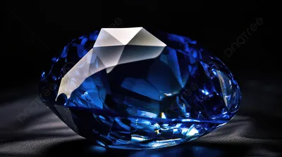 На аукционе Sotheby's за $32 млн продан крупнейший овальный голубой  бриллиант | РБК Стиль