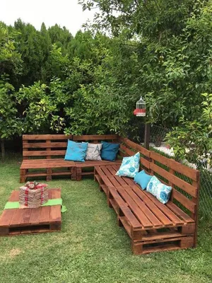 Pin by Carolyn Wyatt on Pallets Repurposed | Outdoor pallet projects,  Backyard seating, Pallet garden furniture