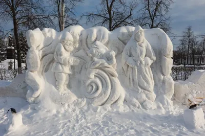 Пленительные скульптуры из снега: фото в хорошем качестве для скачивания