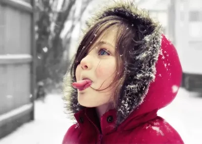 Фон снега - создайте атмосферу зимнего волшебства на вашем устройстве