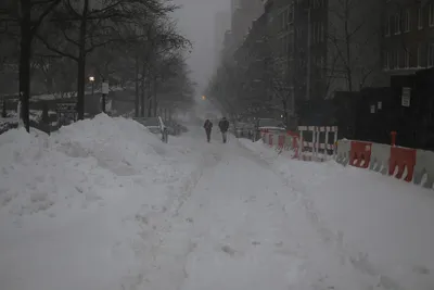 Снег в Нью Йорке: необычные ракурсы и эмоции