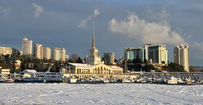 Волшебство природы: фото Сочи во время снежной красоты