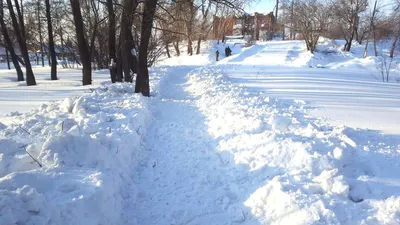 Снега на улице: Фото в высоком разрешении, скачать бесплатно