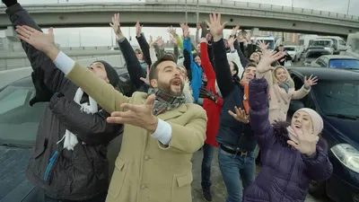 Иван Ургант: говорю \"шаурма\", но внутри-то знаю — \"шаверма\"