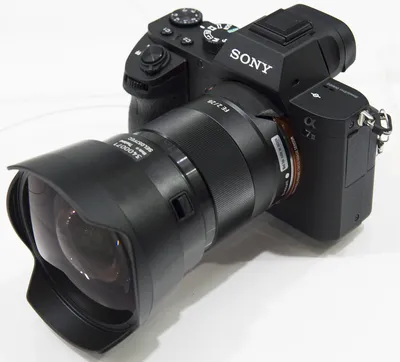 Sony ILCE-7M2 — Википедия