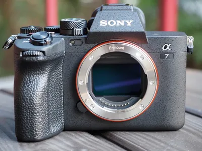 SONY A7 III ОБЗОР ПО 3 ПАРАМЕТРАМ — характеристики, преимущества, недостатки