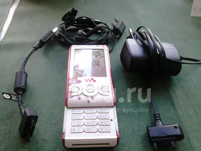 Sony Ericsson W595 — купить в Красноярске. Состояние: Б/у. Кнопочные  мобильные телефоны на интернет-аукционе Au.ru