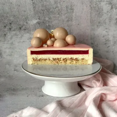Follow us @SIGNATUREBRIDE on Twitter and on FACEBOOK @ SIGNATURE BRIDE  MAGAZINE | Красивые торты, Современные торты, Красивые свадебные торты