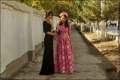 Современные туркменские платья фото фотографии