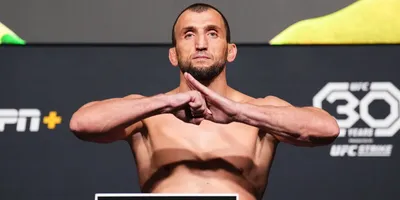 Официально анонсирован бой Евлоев – Аллен на UFC 297