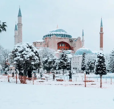 Стамбул зимой: стоит ли ехать? Холодно ли в Стамбуле? Прогулка по Стамбулу  в карантин - YouTube