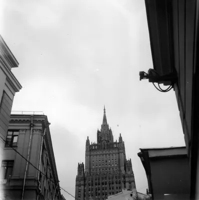 Красивая старая Москва Кремль летом Стоковое Фото - изображение  насчитывающей цветы, привлекают: 144595130
