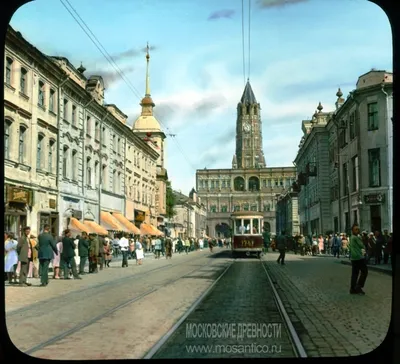Картина «Старая Москва. Вечер на Пятницкая » , масло на холсте. Художник  Боев Сергей