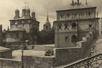 Старая Москва - Санкт-Петербург
