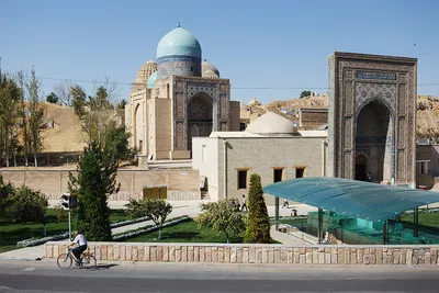 Растаявший синий камень Самарканда - Наурыз | Казахский национальный  университет им. аль-Фараби