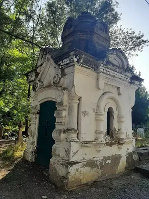 Какие тайны хранит Старое кладбище Таганрога