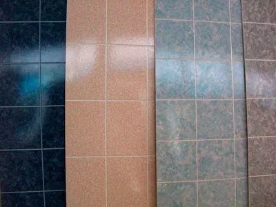 HPL панели FunderMax использованы для подвесного потолка, а также, из них  изготовлен шкаф-стена в ванной комнате. Декор 0085 ( толщина - 4 мм)  Система крепления: клеевая
