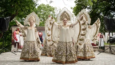 Русский народный костюм Цветочный размер взрослый цвет красный купить в  kaskad-prazdnik.ru за 5000 руб.