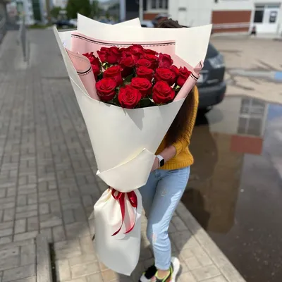 Бонд букет из 100 роз | Flora Online