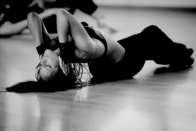 Strip dance (Стрип пластика) — Направления — Amante — Woman Dance School