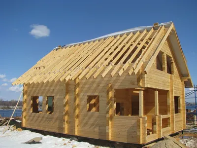 Секреты строительства домов из бруса – как выбирать фундамент и древесину
