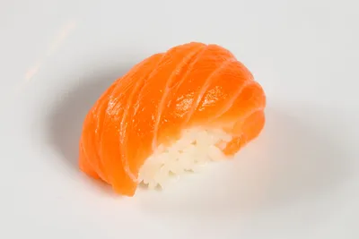 Ролл обернутый лососем с сыром Филадельфия - Кулинария для мужчин