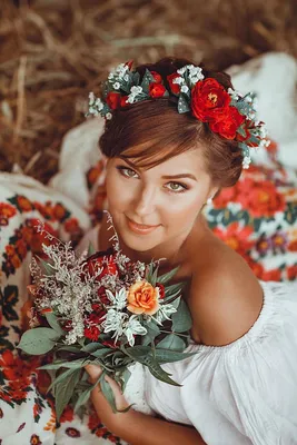 Свадьба в русском стиле (108 фото): идеи оформления свадьбы летом и зимой в  славянском, старославянском, русском народном стиле