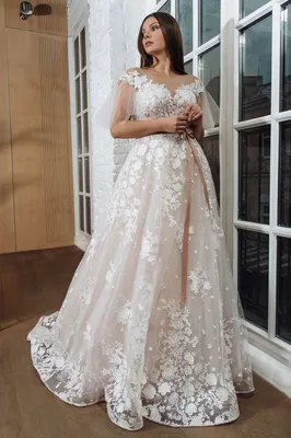 Свадебные платья цвета шампань | Скидки до 70% на свадебное платье цвета  шампань в салоне Валенсия (Москва)