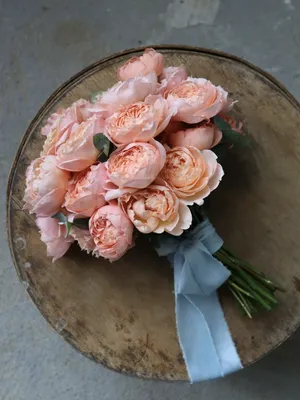 Букет из пионовидных роз сорта Джульетта - купить в СПБ с доставкой в Kraft  Flowers