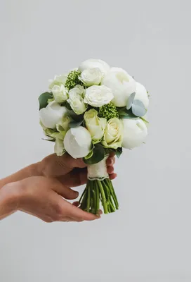 Букет невесты из белых пионов - Доставкой цветов в Москве! 120674 товаров!  Цены от 487 руб. Цветы Тут