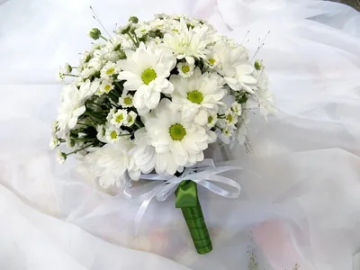 Свадебный букет из хризантем СВ-111 | Студия цветов Ассоль