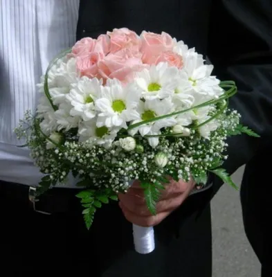 Свадебный букет из хризантем заказать и купить в СПБ круглосуточно