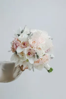 Букет невесты из орхидей - Green Rose