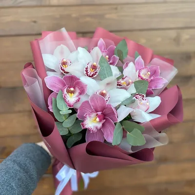 Букет невесты цвета капучино из роз, орхидей и эустом (00972) купить с  доставкой в Архангельске