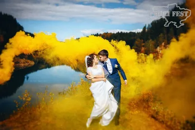 Свадебная фотосессия с цветным дымом!